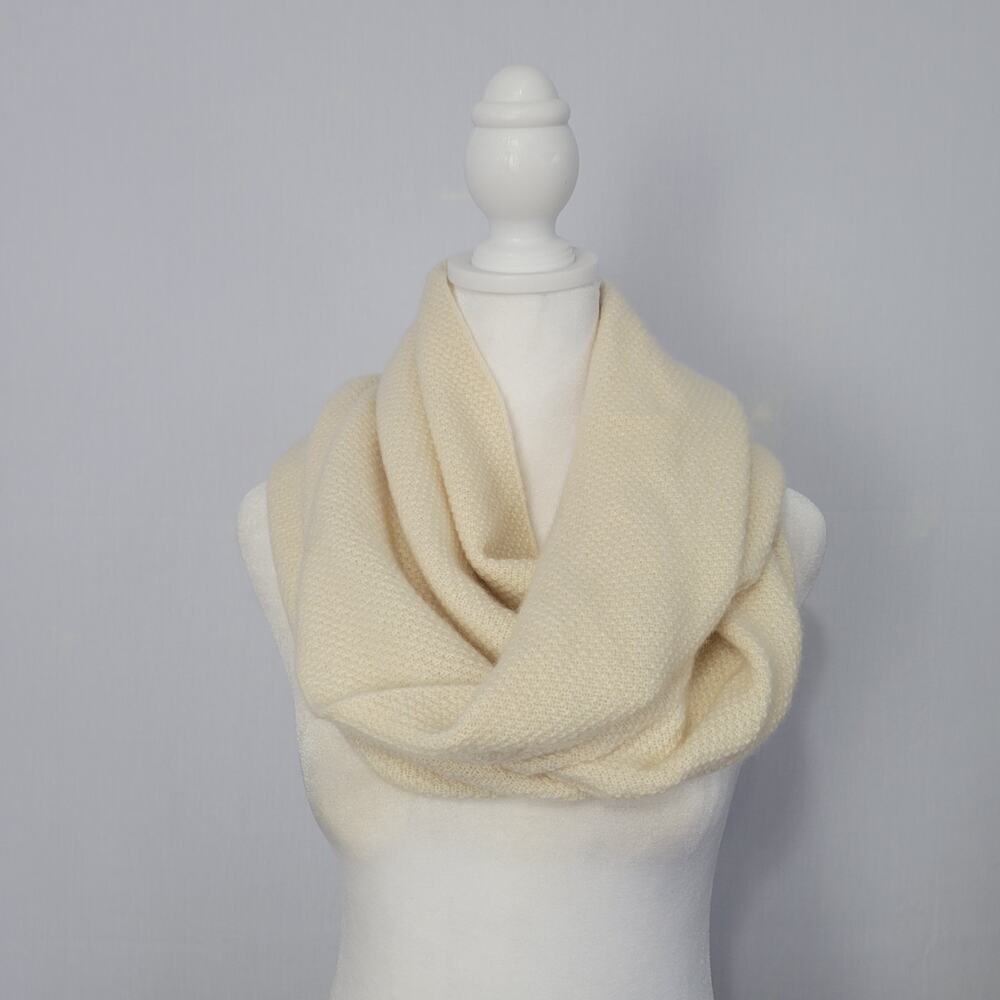 Pure Amici 100% Cashmere Textured Infinity Scarf Women's OS Ivory Cream Neutral